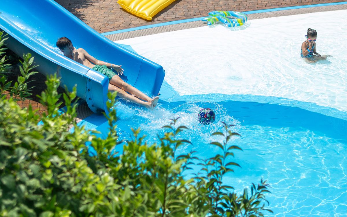 Camping con piscina al Lago d'Iseo - Camping del Sole Village